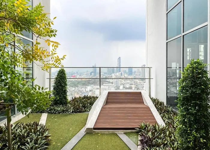 Contemporary High-rise 2br - Ultra Fast Wifi - Sathorn Bangkok