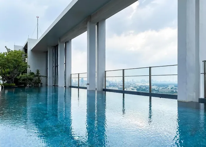 Contemporary High-rise 2br - Ultra Fast Wifi - Sathorn Apartment