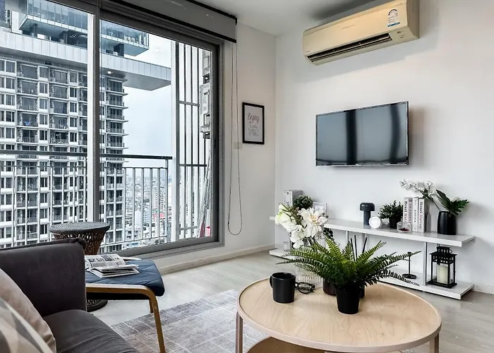 Contemporary High-rise 2br - Ultra Fast Wifi - Sathorn *
