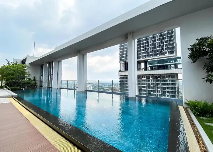 Contemporary High-rise 2br - Ultra Fast Wifi - Sathorn