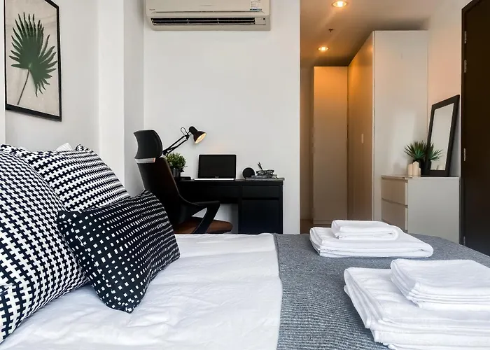 Apartment Contemporary High-rise 2br - Ultra Fast Wifi - Sathorn Bangkok