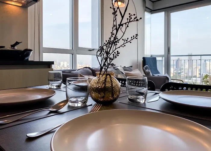 Contemporary High-rise 2br - Ultra Fast Wifi - Sathorn