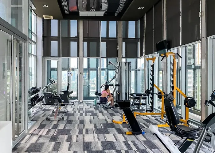 Apartment Contemporary High-rise 2br - Ultra Fast Wifi - Sathorn